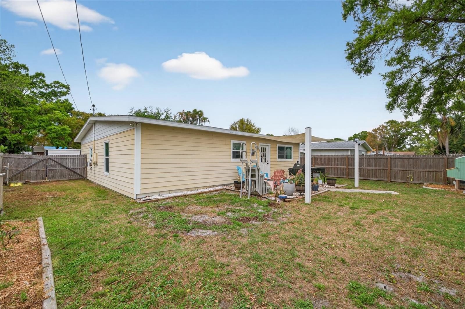 GARDEN CITY - Residential