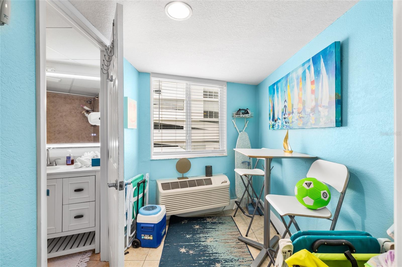 PELICAN POINTE ON CLEARWATER BEACH CONDO - Residential