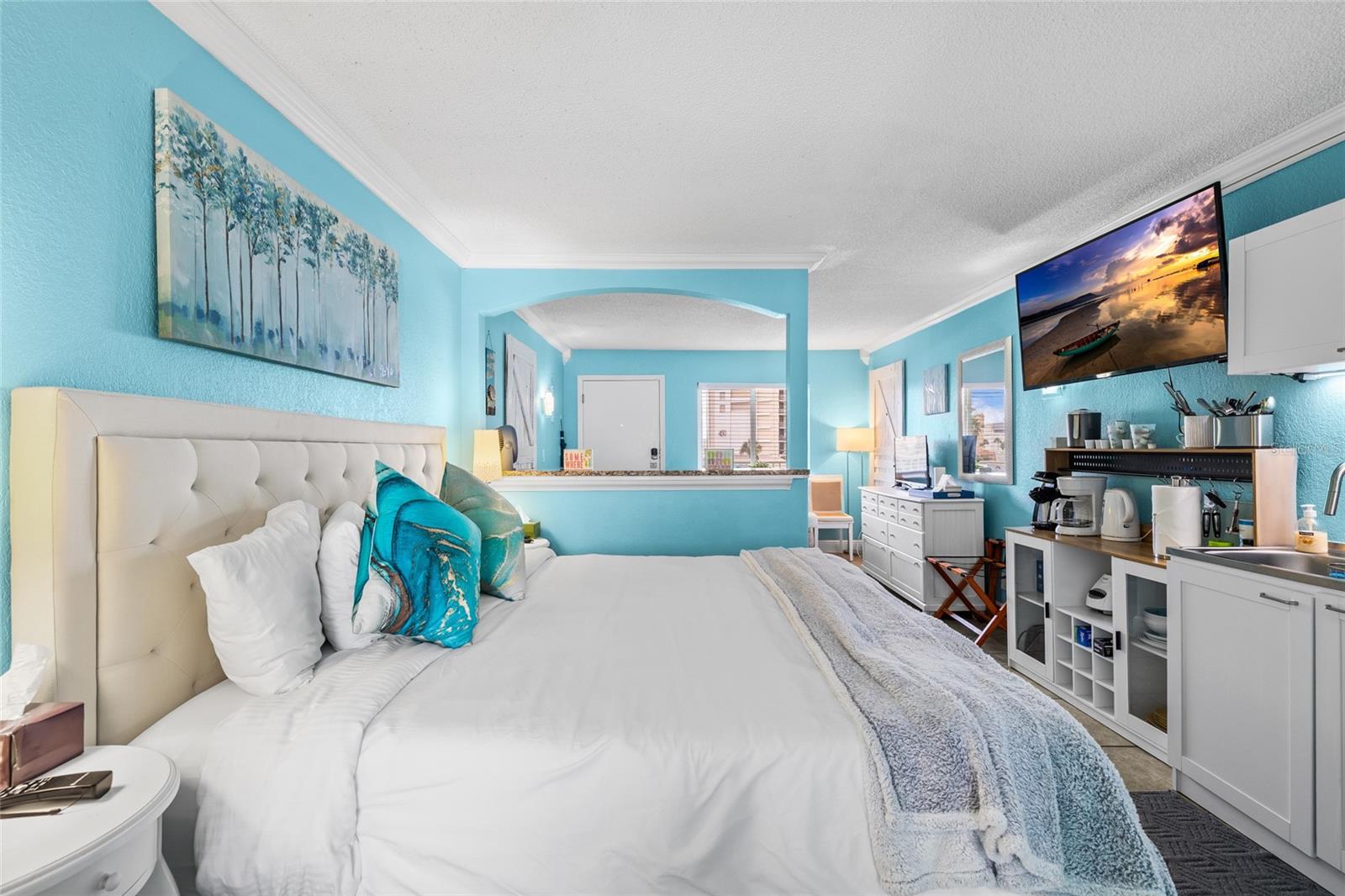 PELICAN POINTE ON CLEARWATER BEACH CONDO - Residential