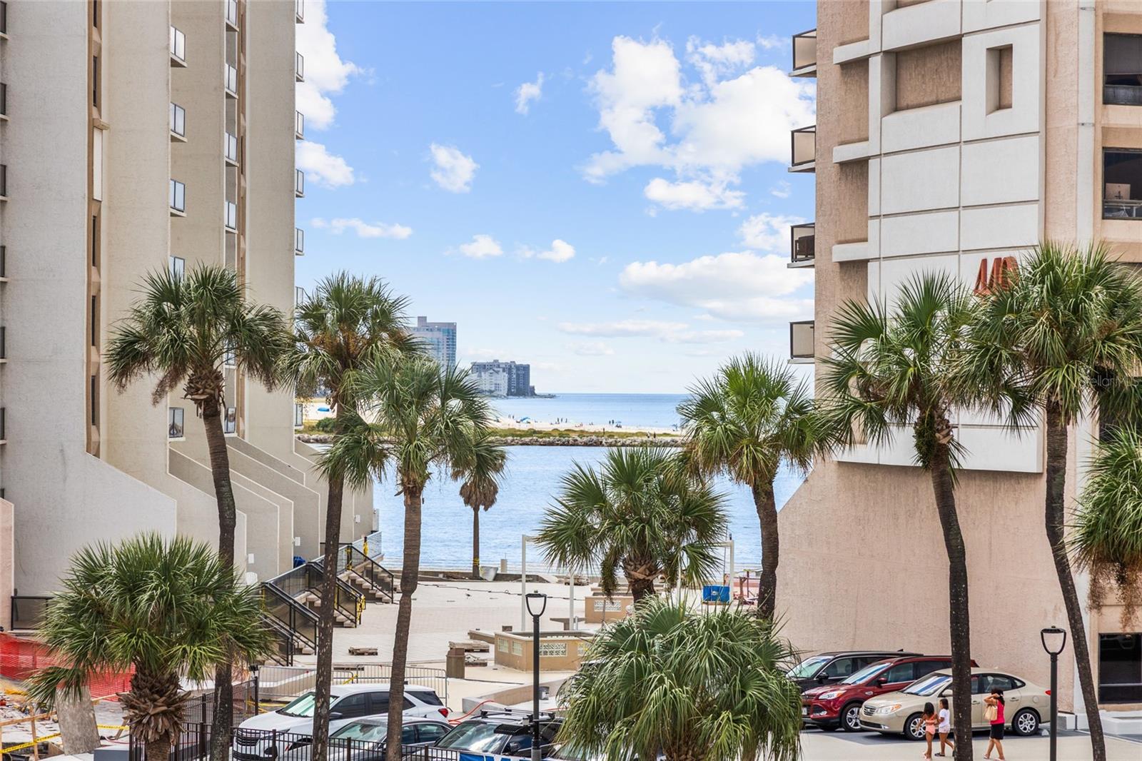 PELICAN POINTE ON CLEARWATER BEACH CONDO - Residential
