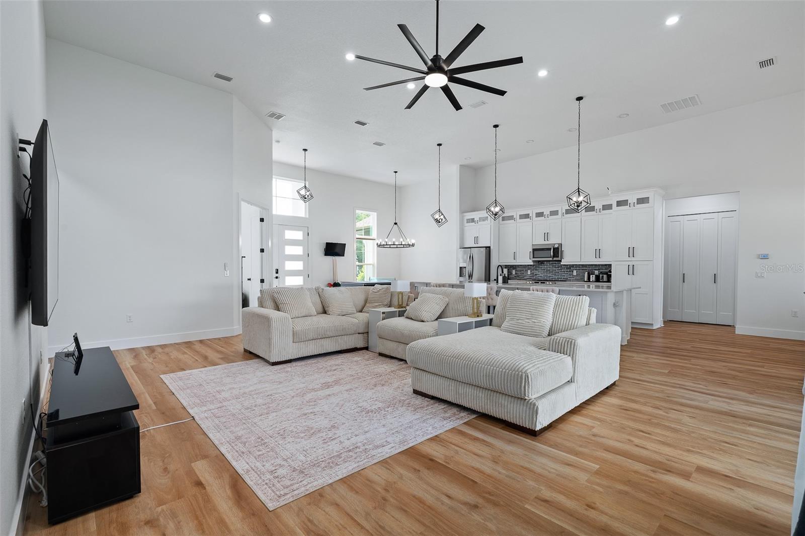 PALM COAST SEC 07 - Residential Lease