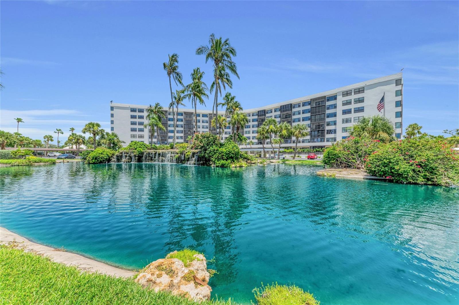 HARBOR TOWERS Y & R - Residential