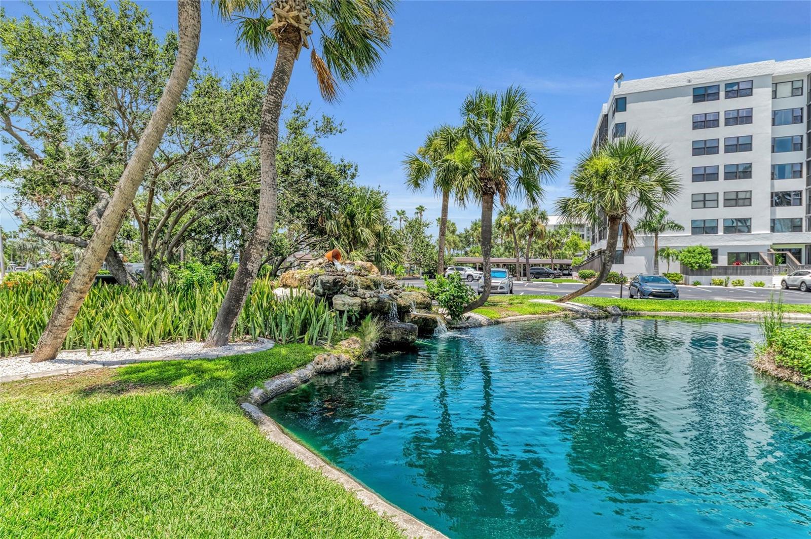 HARBOR TOWERS Y & R - Residential