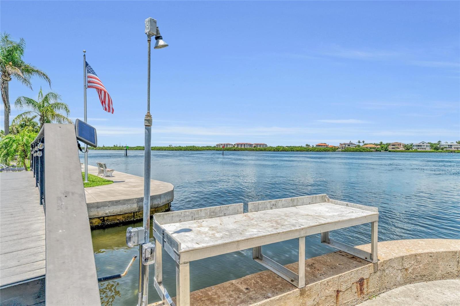 HARBOR TOWERS Y & R - Residential