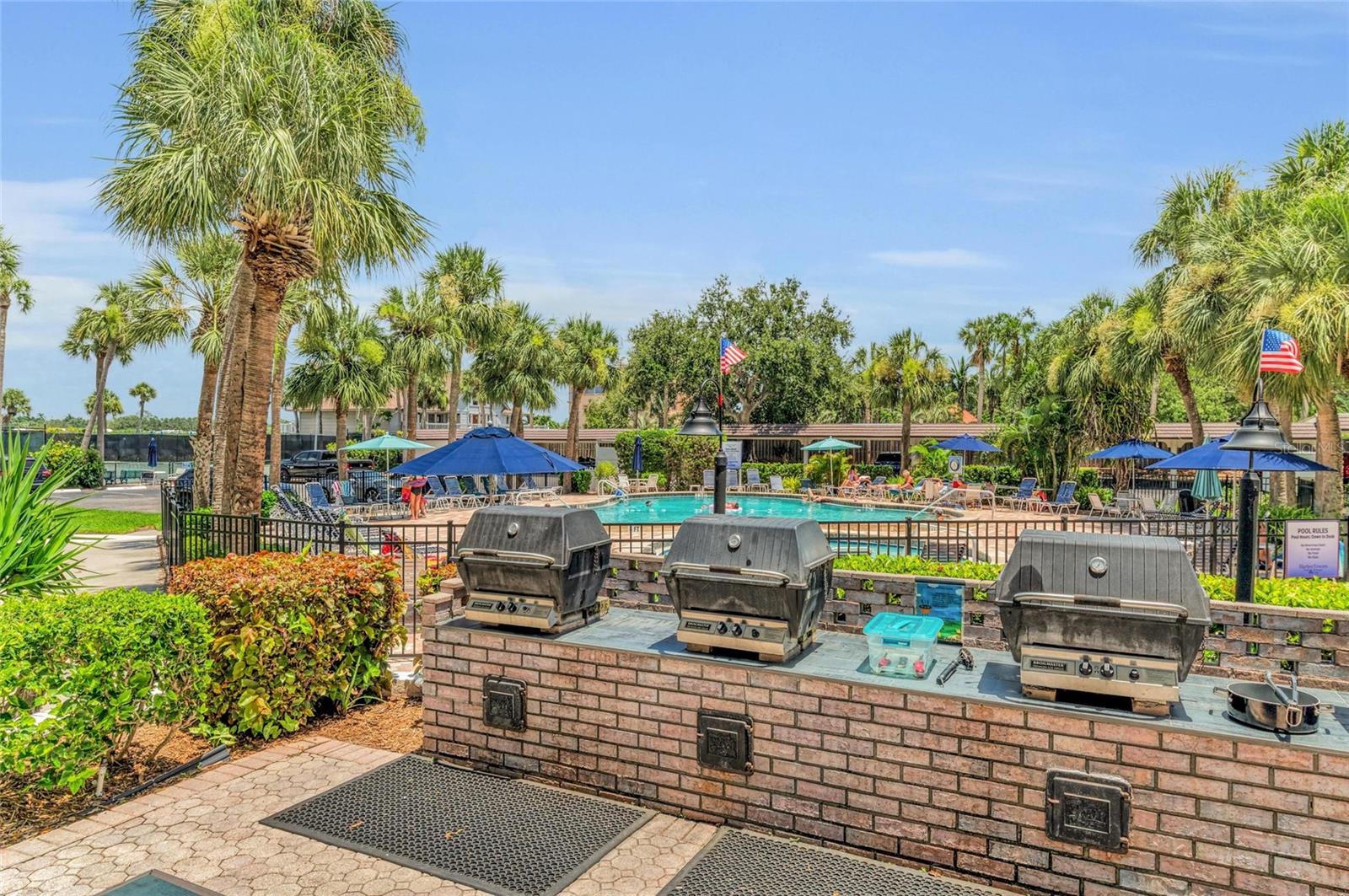 HARBOR TOWERS Y & R - Residential