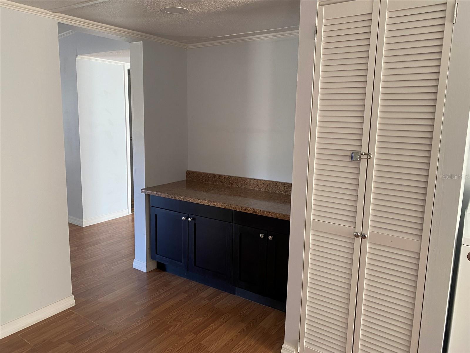 FOX RIDGE - Residential Lease