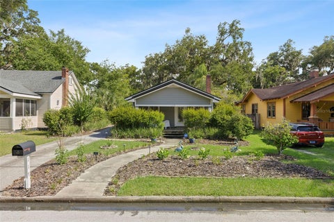 Photo of 117 W 19th Street, Sanford, FL 32771 (MLS # O6419250)