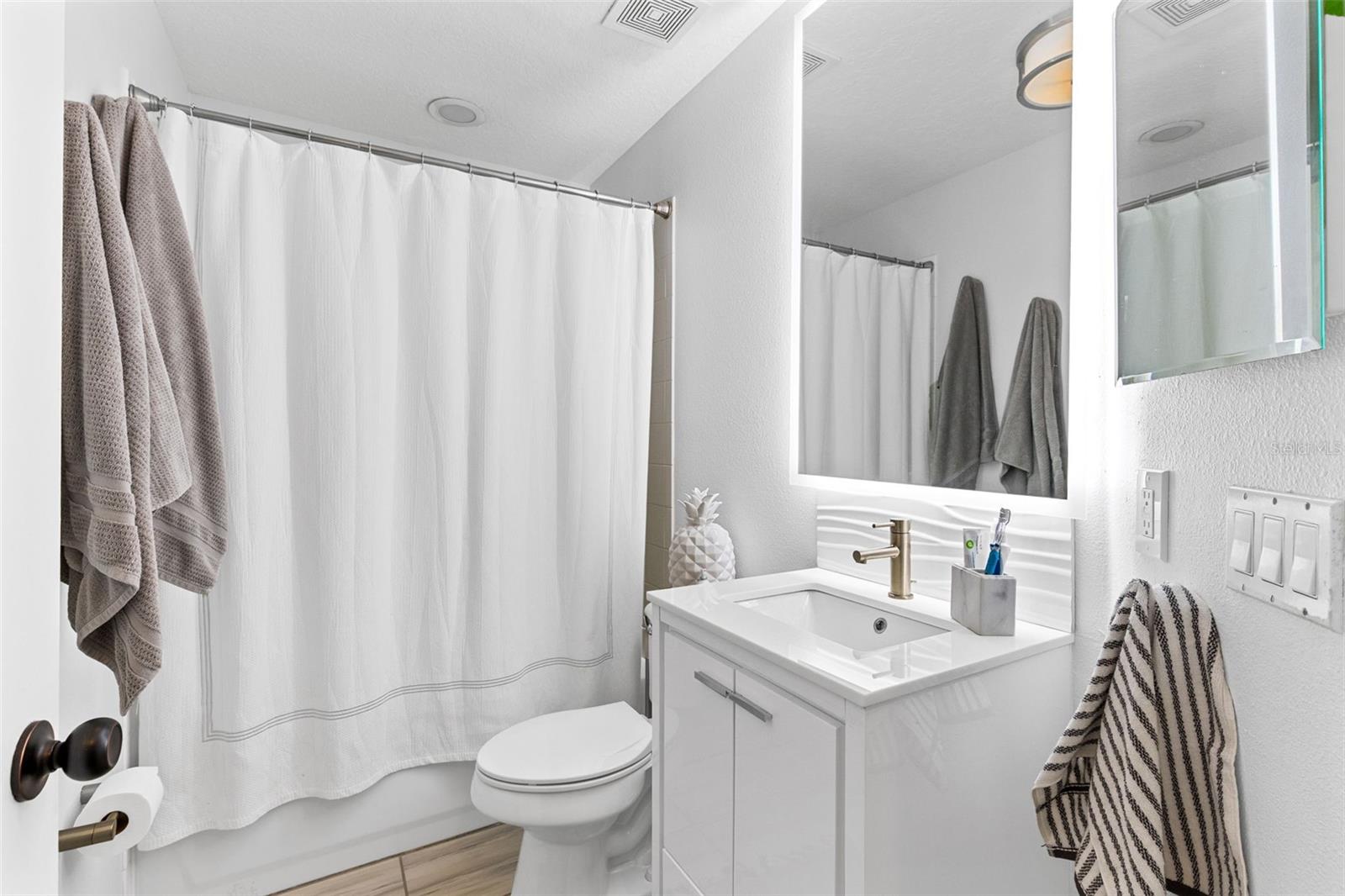 WESTMINSTER LANDING - Residential