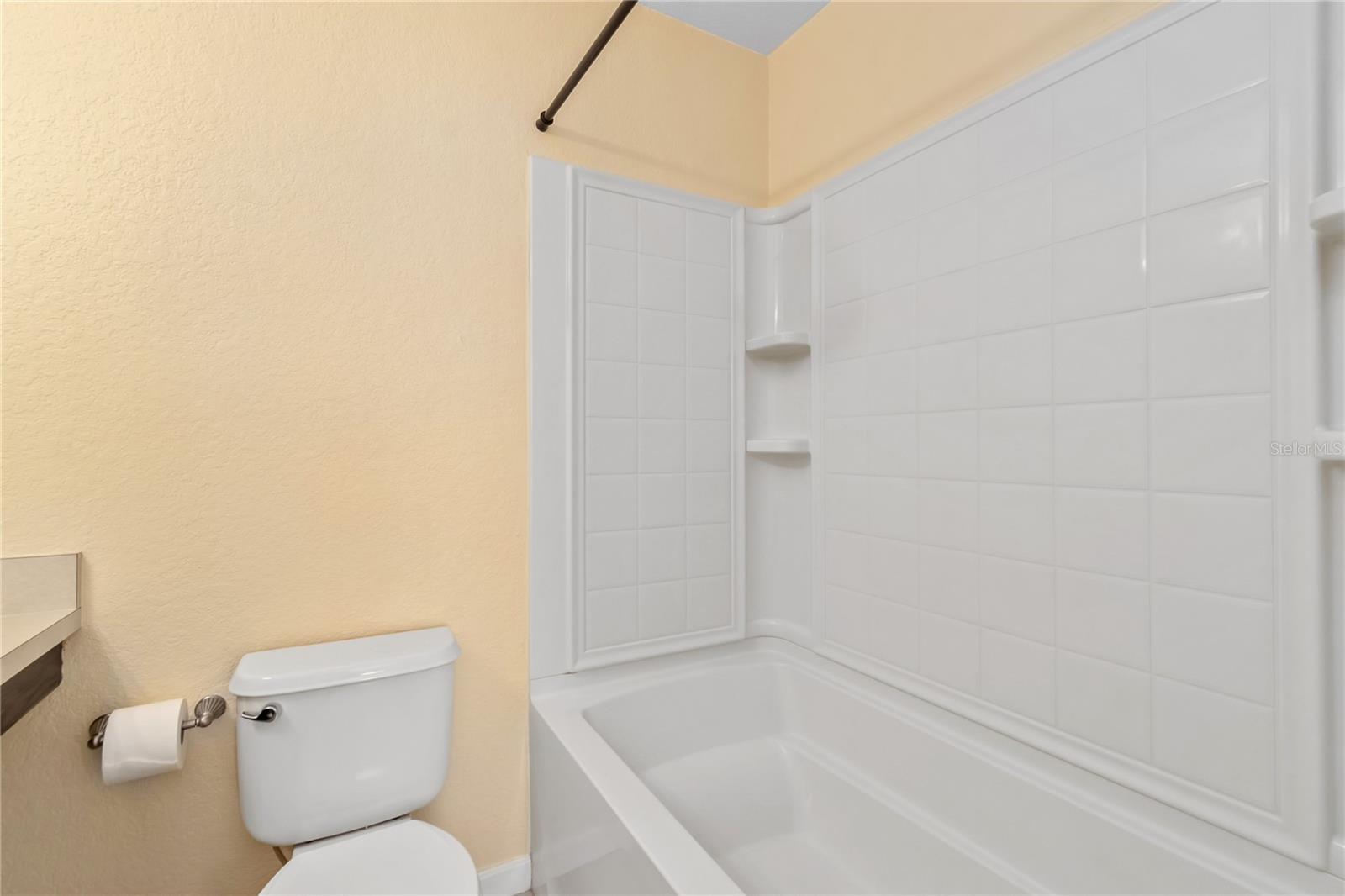 WYNCHASE TWNHMS - Residential