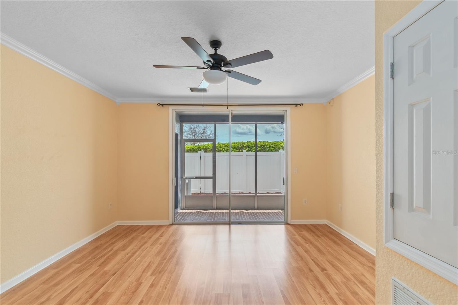 WYNCHASE TWNHMS - Residential