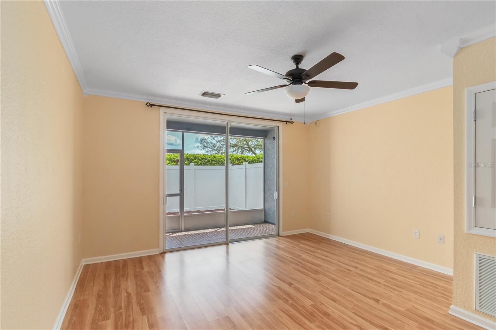 WYNCHASE TWNHMS - Residential