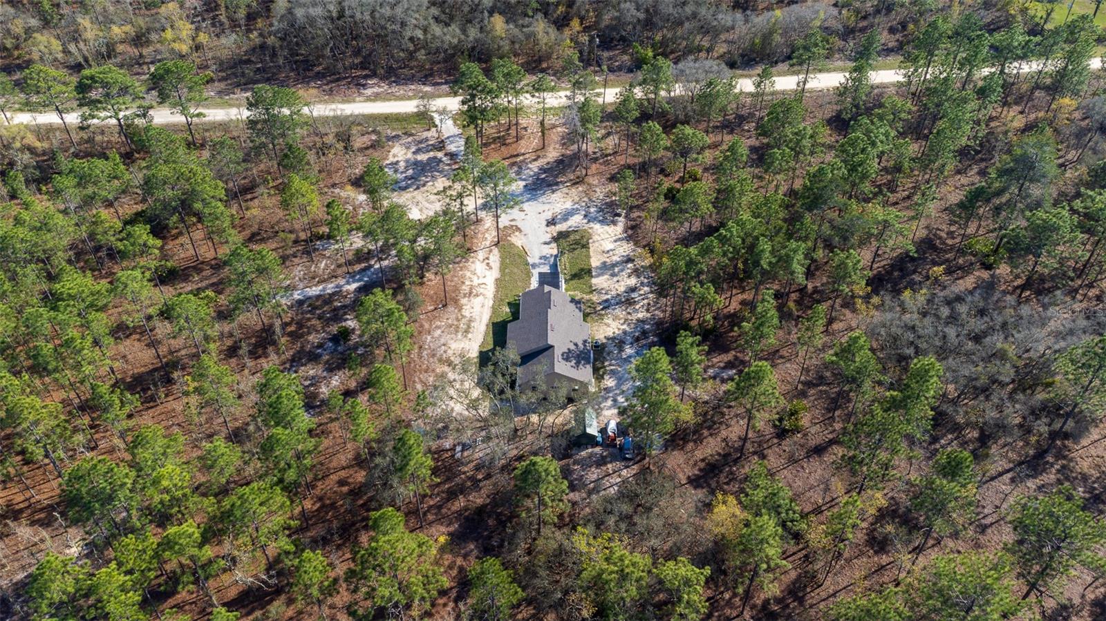 ROLLING HILLS 01 - Residential