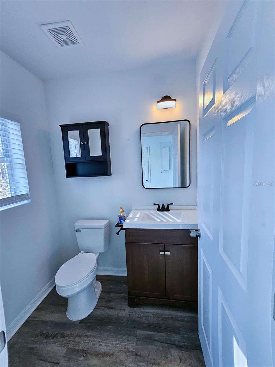 ROLLING HILLS 01 - Residential