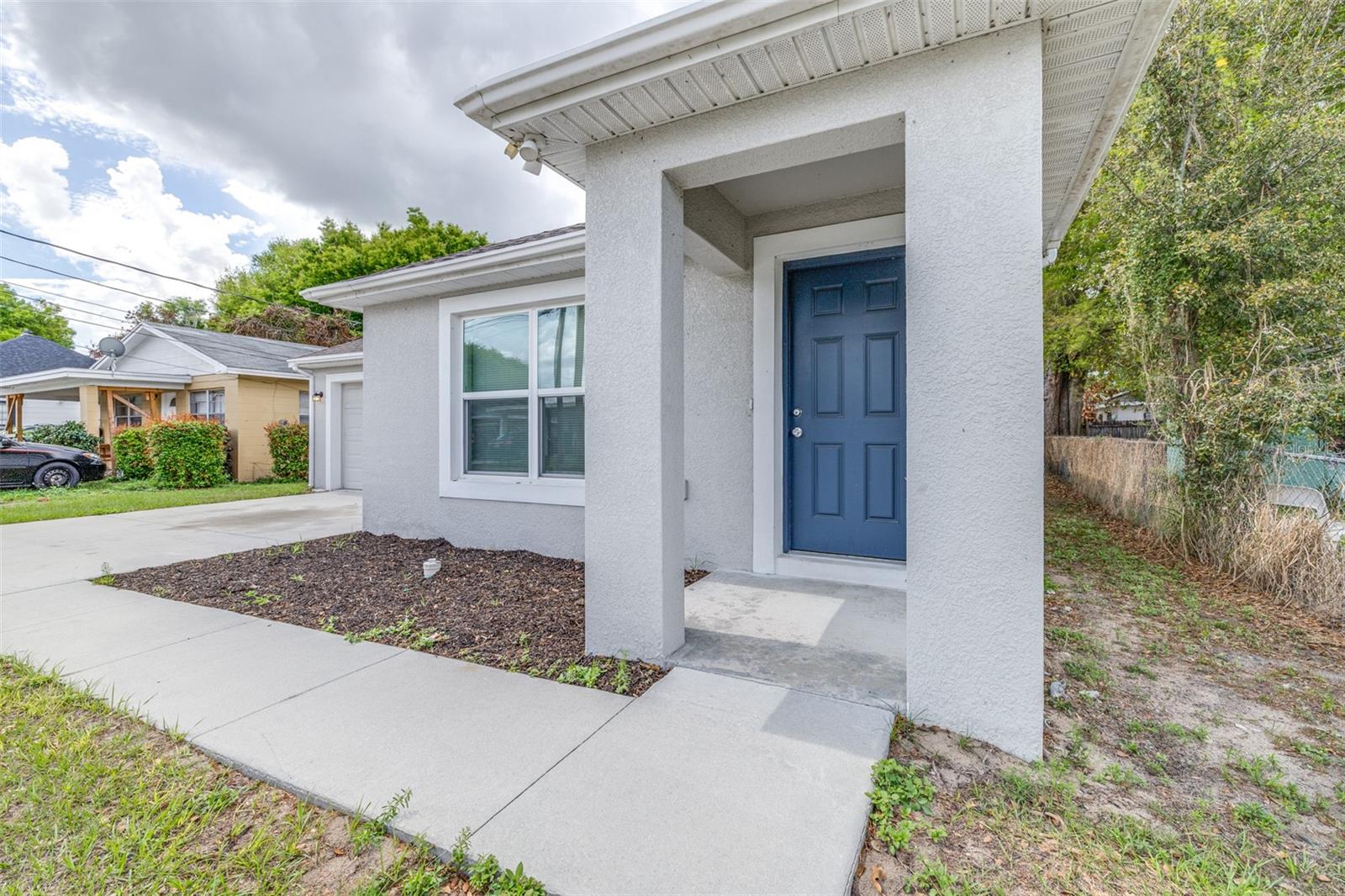 SMITH IDA M SUB 2ND REPLAT PB 33 PG 16 - Residential