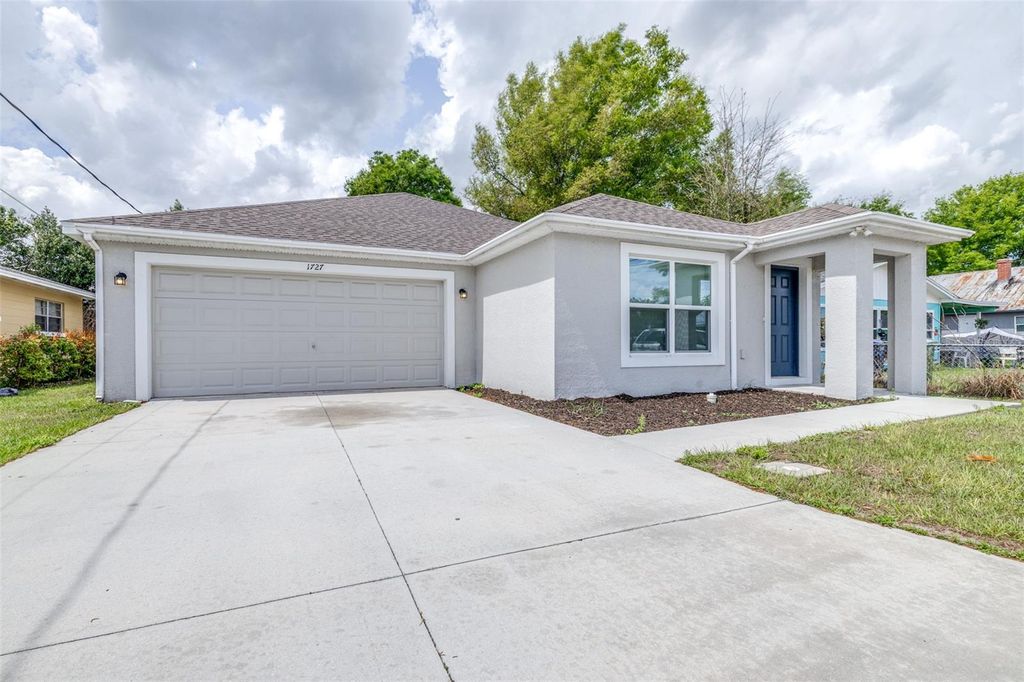 Photo of 1727 Second Street NE, Winter Haven, FL 33881 (MLS # TB8490278)