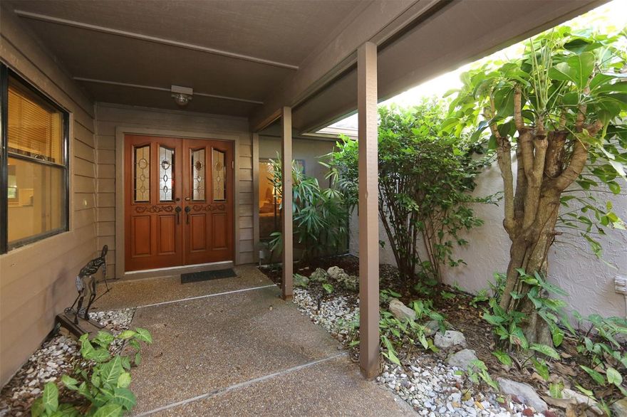 This light and bright end unit VILLA is available for a an ANNUAL lease. It has the most stunning golf course views and features three generous sized bedrooms and two baths. There is plenty of room in the large garage with a golf cart entrance, work space and a covered walkway into the house. The big eat in kitchen has bench seating built into the window nook, plenty of cupboard space and the laundry room with storage is just off the kitchen. The light and bright home has soaring ceilings, terrific lighting and a big sun room overlooking the stunning golf course views. Enjoy a fantastic heated swimming pool, tennis and community room across the street. The split plan bedrooms create quiet and privacy for family or guests. The primary suite boasts the big golf course views, has a large walk in closet and a lovey en suite bathroom. The utility room with a nice washer and dryer can be used for a workshop area as well. You can't beat the University Parkway location with immediate access to UTC Mall and all kinds of shopping, dining and entertainment choices.  Membership to the Country Club is optional and there are several membership options available for purchase. If you're looking for a fabulous location with reserved parking at your door and a lovely villa look no further!