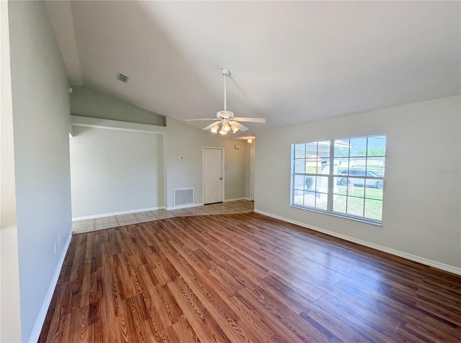 MARION OAKS UN 06 - Residential