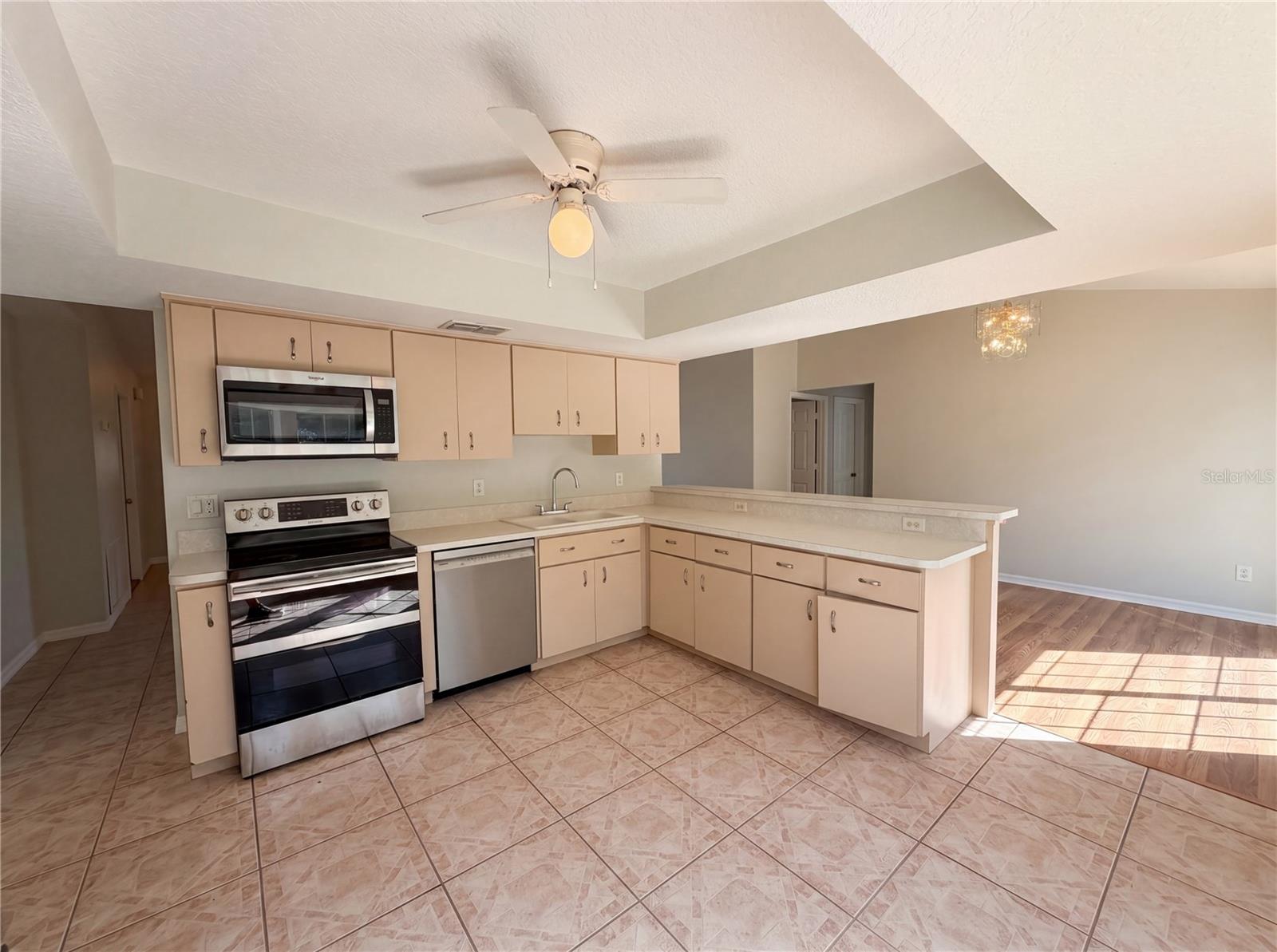 MARION OAKS UN 06 - Residential