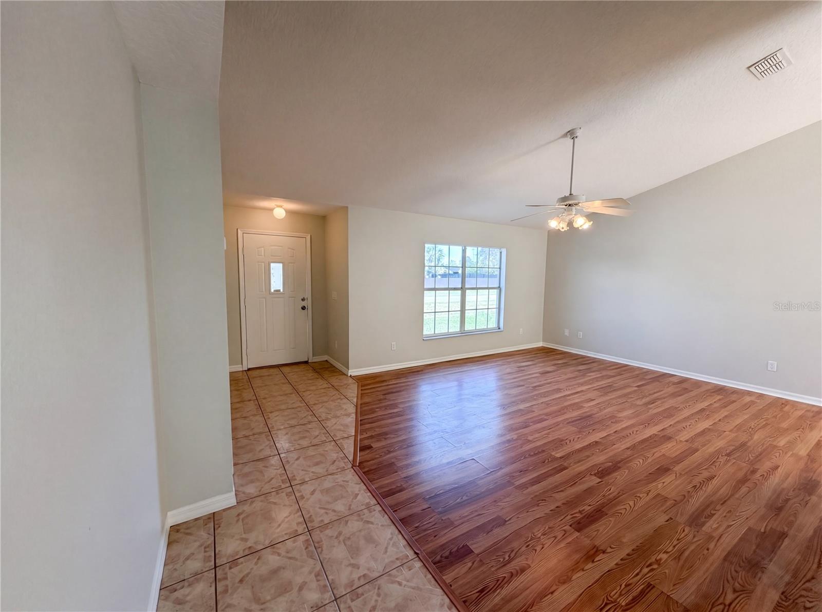 MARION OAKS UN 06 - Residential