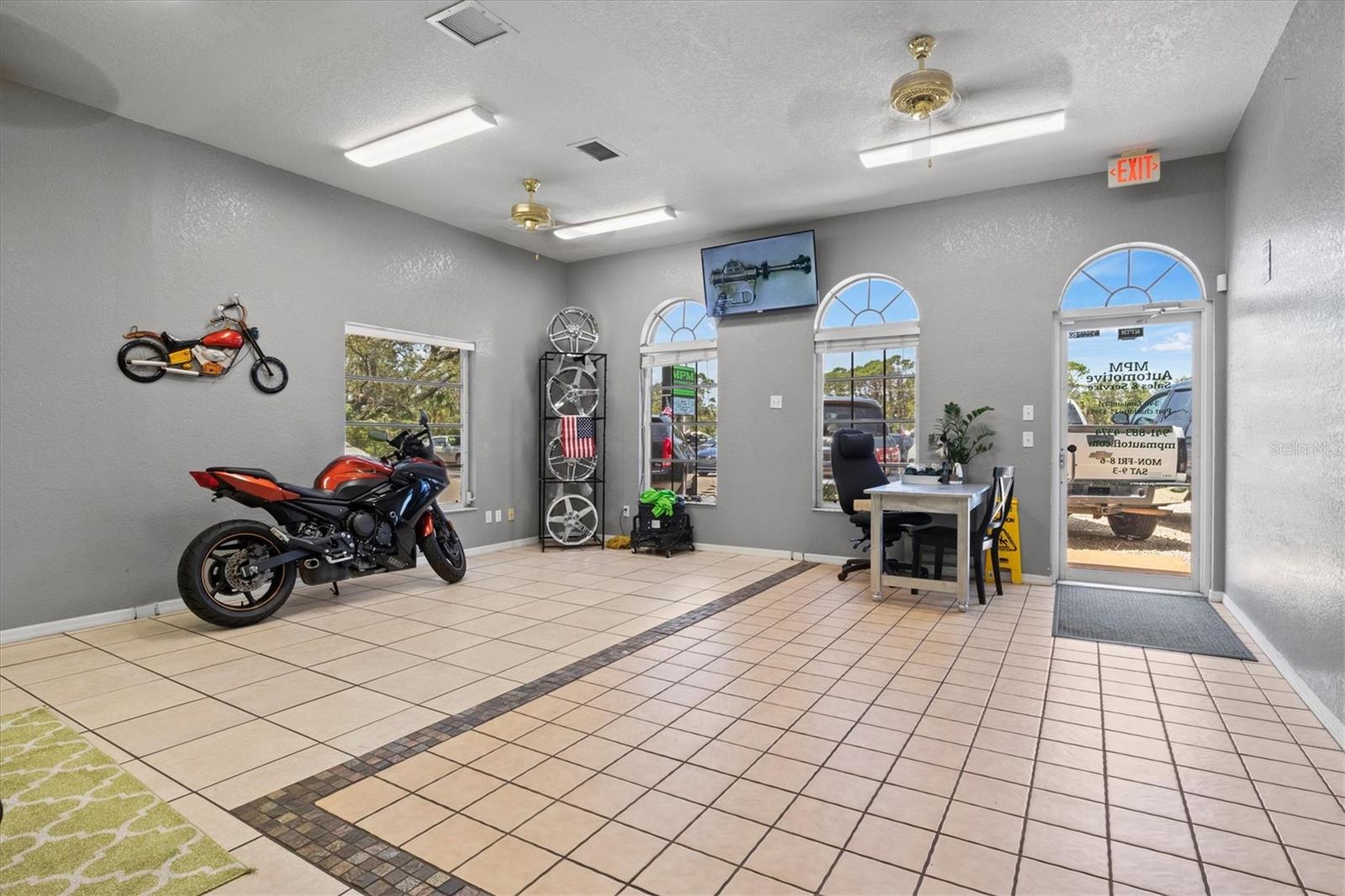 PORT CHARLOTTE SEC 032 - Commercial Sale