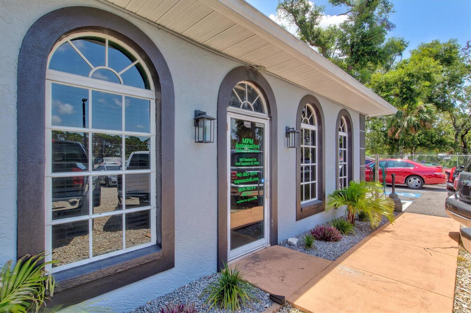 PORT CHARLOTTE SEC 032 - Commercial Sale