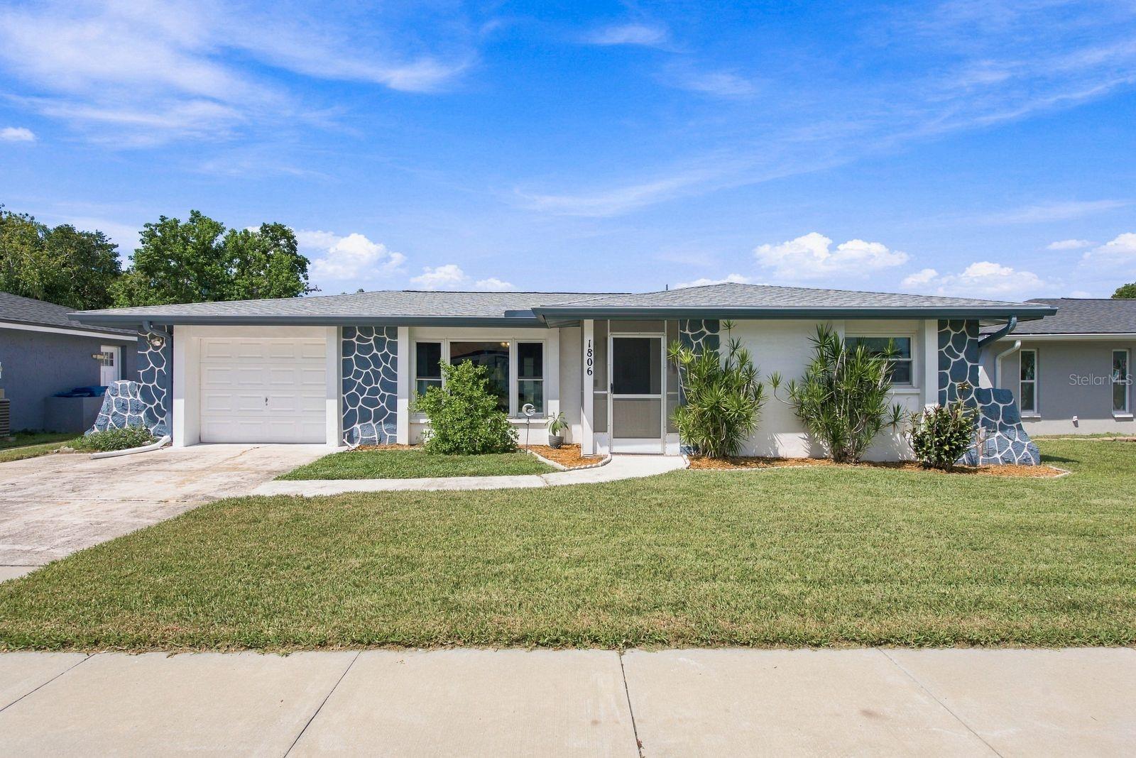 1806 DRIFTWOOD CIRCLE S