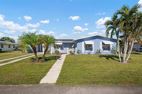 A home in PORT CHARLOTTE