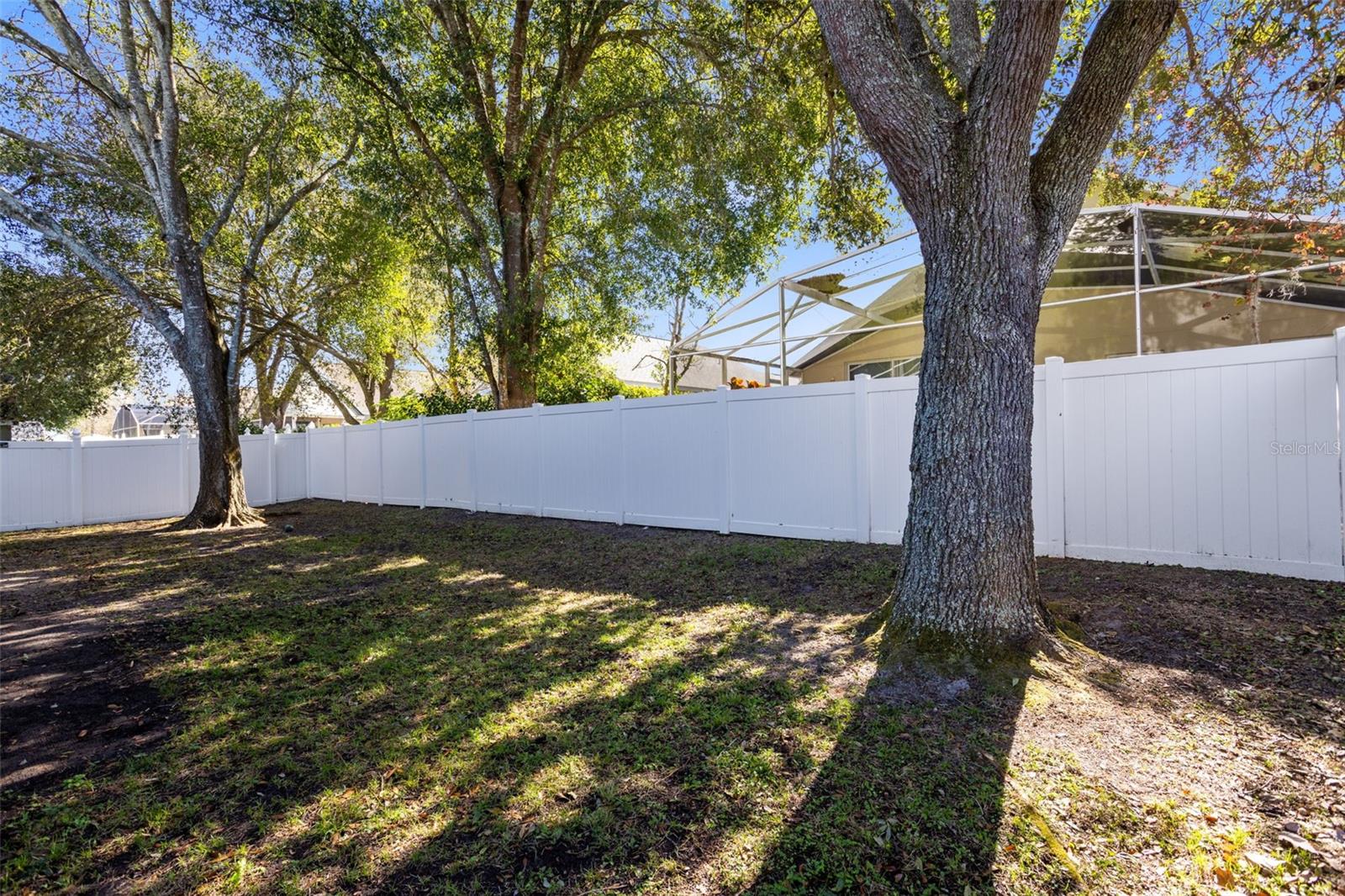 WESTON HILLS SUB - Residential