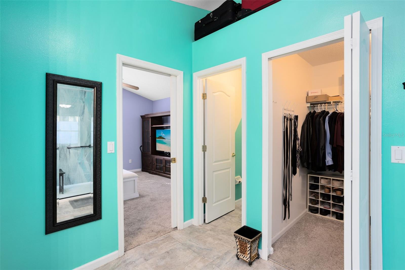 WESTON HILLS SUB - Residential