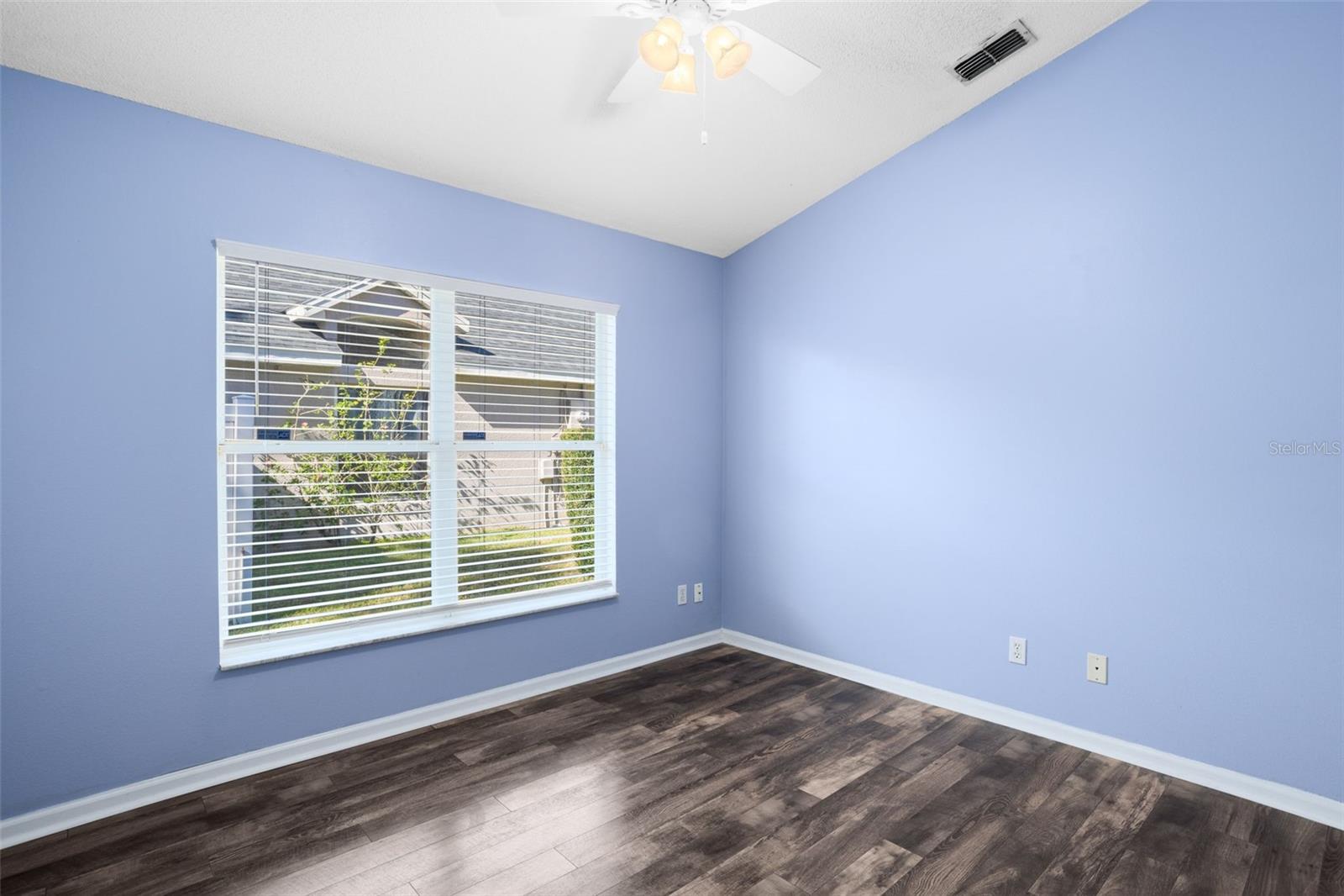 WESTON HILLS SUB - Residential