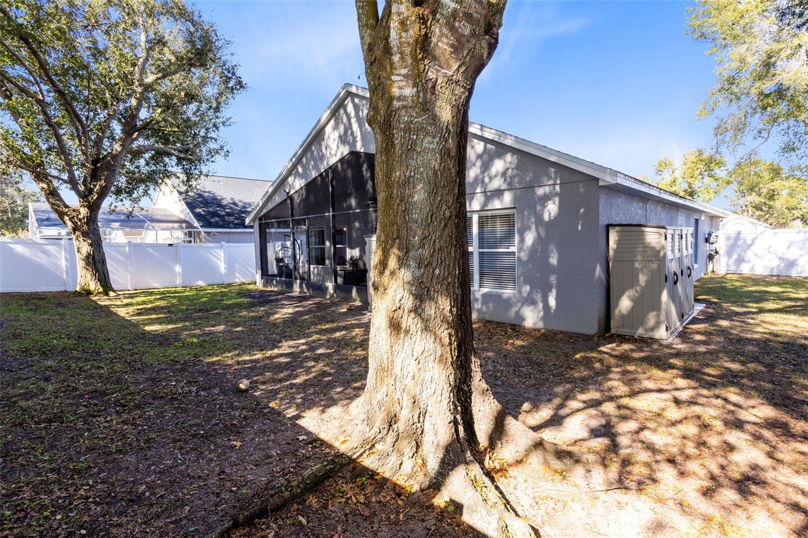 WESTON HILLS SUB - Residential