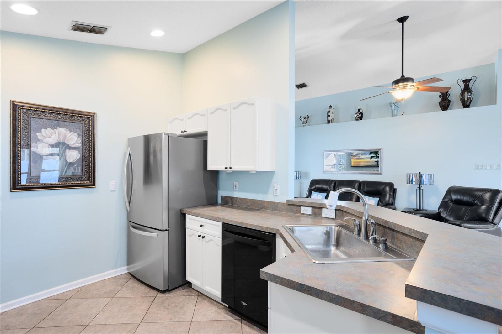 WESTON HILLS SUB - Residential