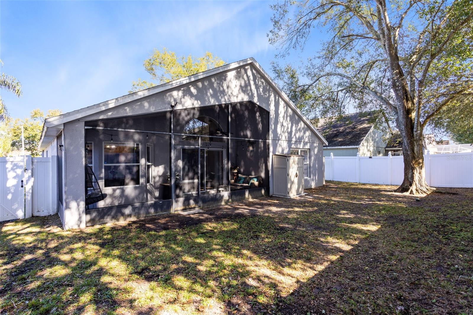 WESTON HILLS SUB - Residential