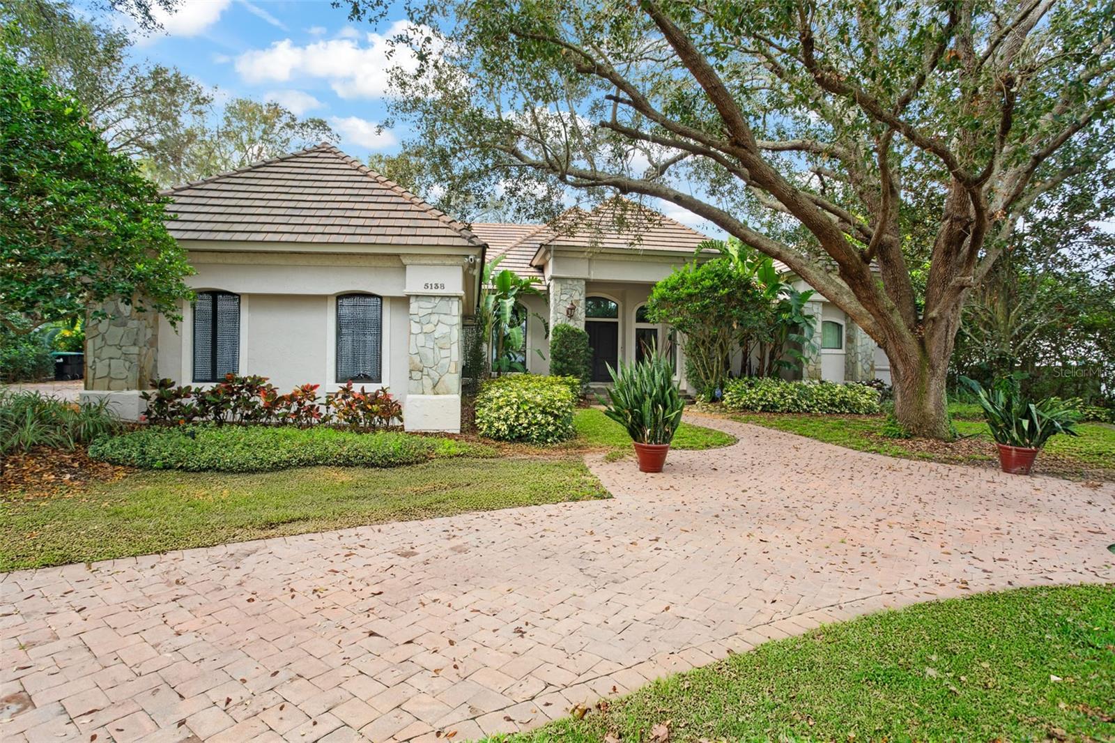 5138 FAIRWAY OAKS DRIVE
