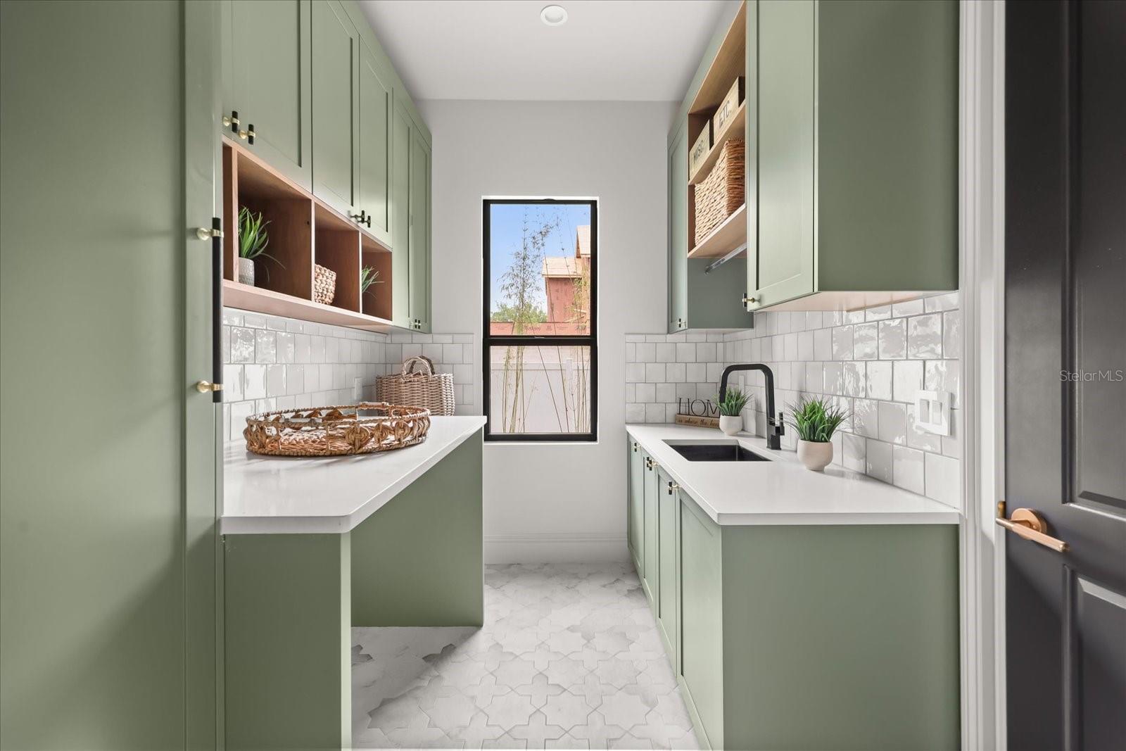 LAKE FOREST PARK - Residential