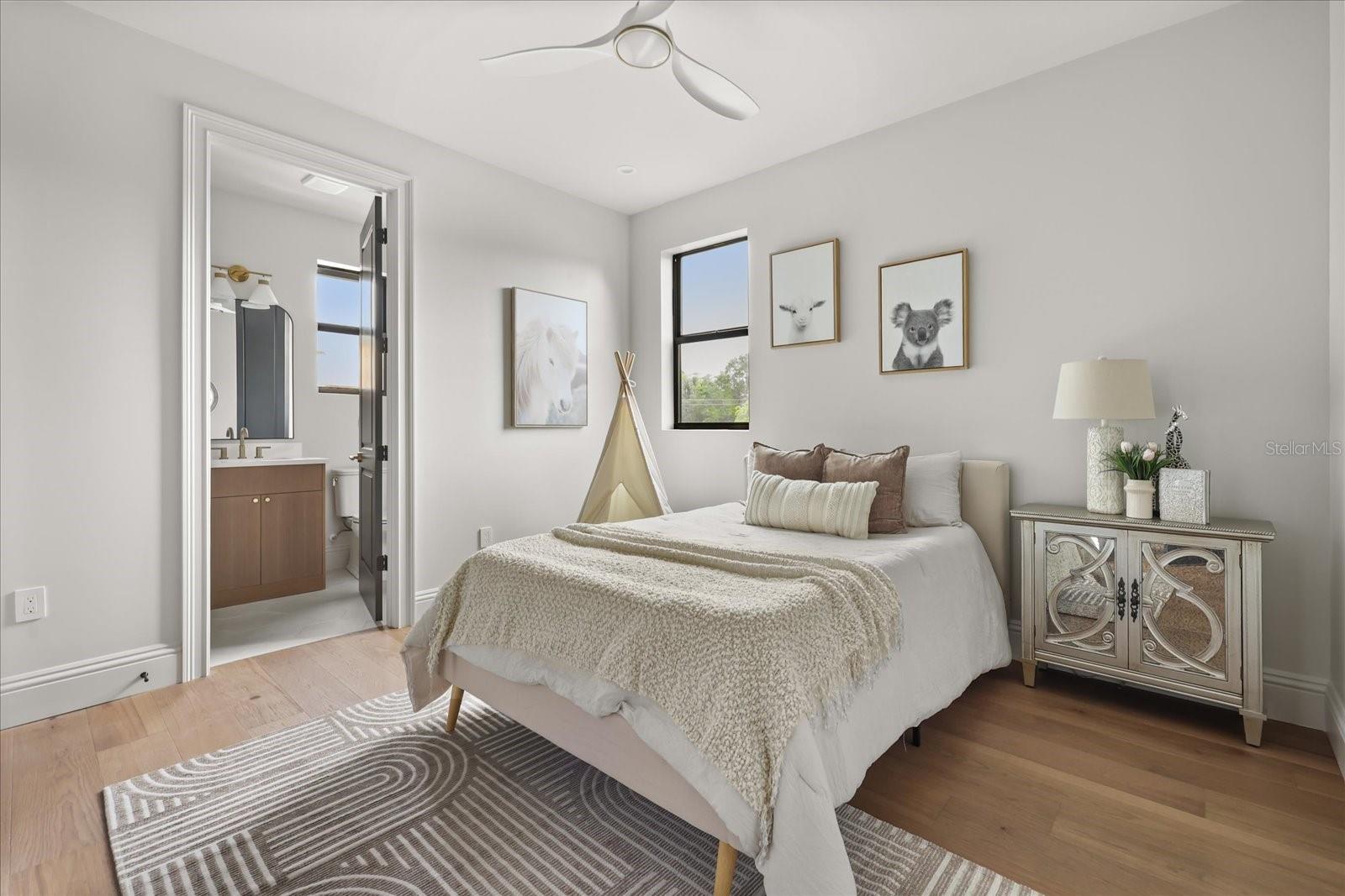 LAKE FOREST PARK - Residential