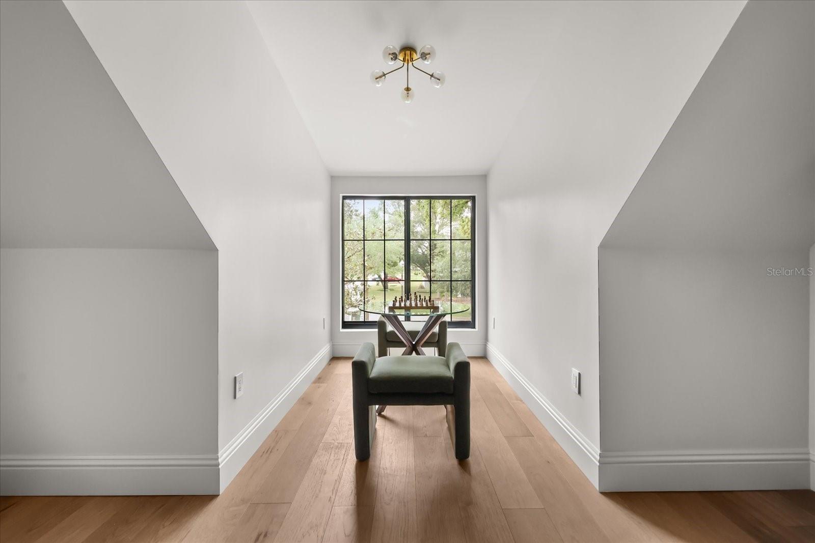 LAKE FOREST PARK - Residential