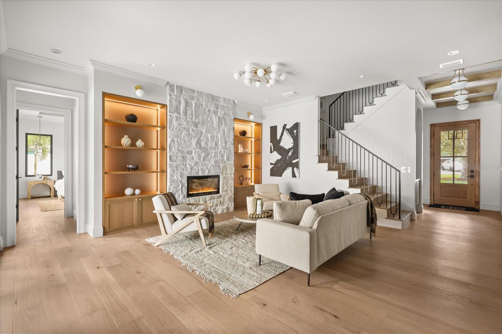 LAKE FOREST PARK - Residential