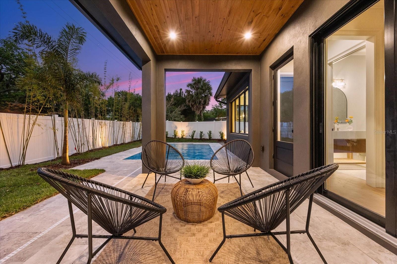 LAKE FOREST PARK - Residential