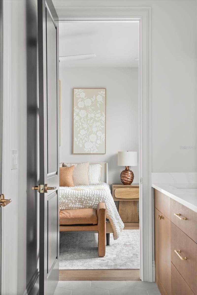 LAKE FOREST PARK - Residential