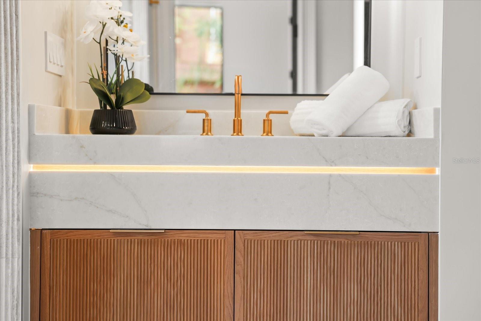 LAKE FOREST PARK - Residential