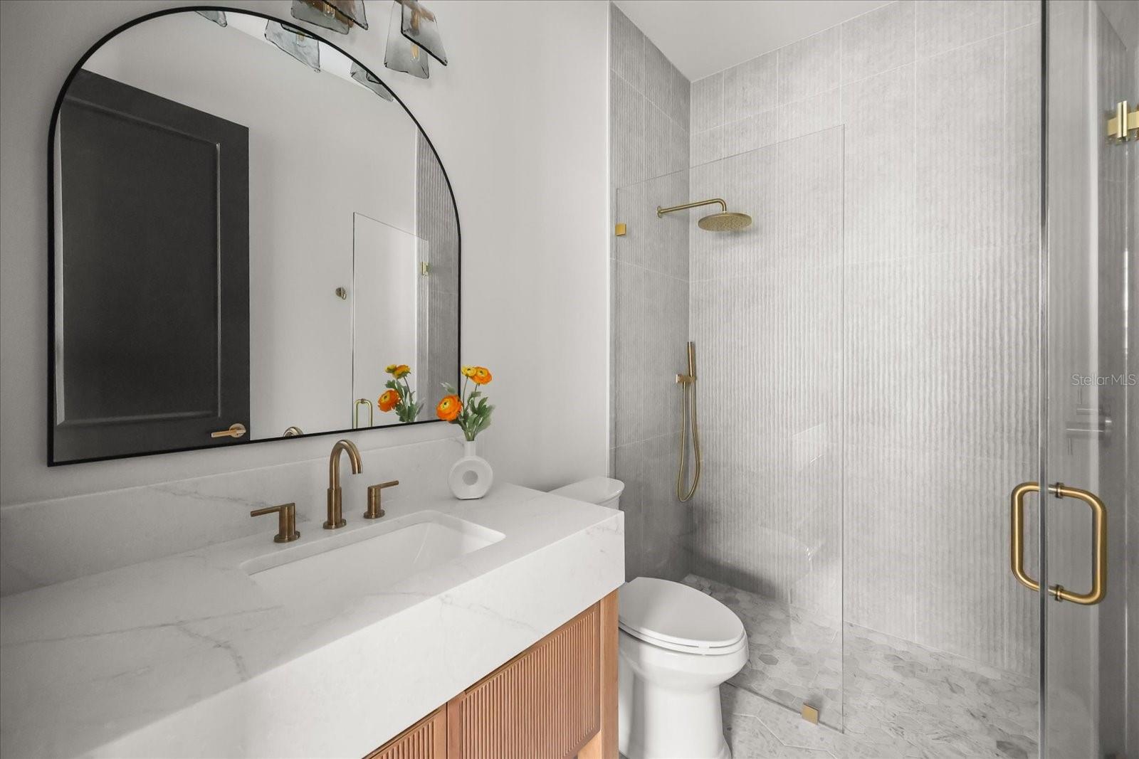 LAKE FOREST PARK - Residential