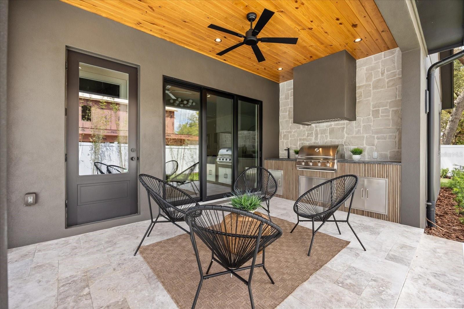 LAKE FOREST PARK - Residential