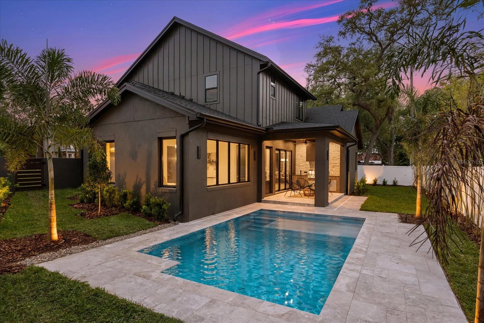 LAKE FOREST PARK - Residential