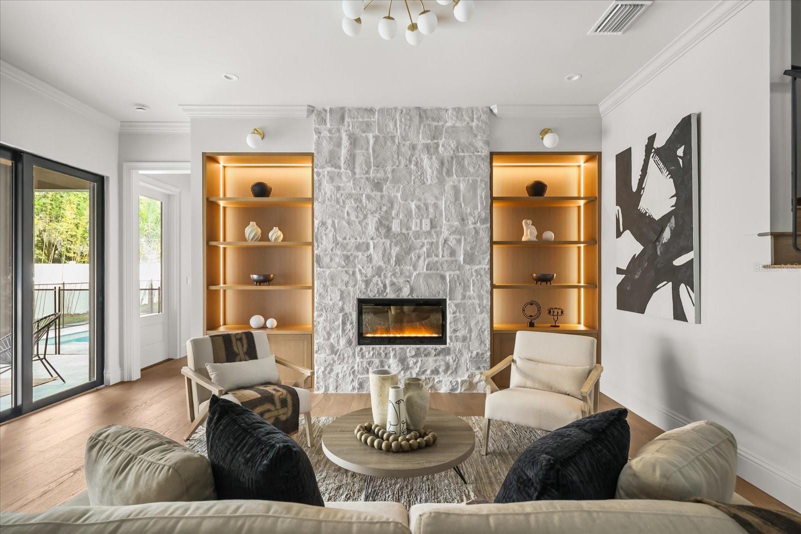 LAKE FOREST PARK - Residential