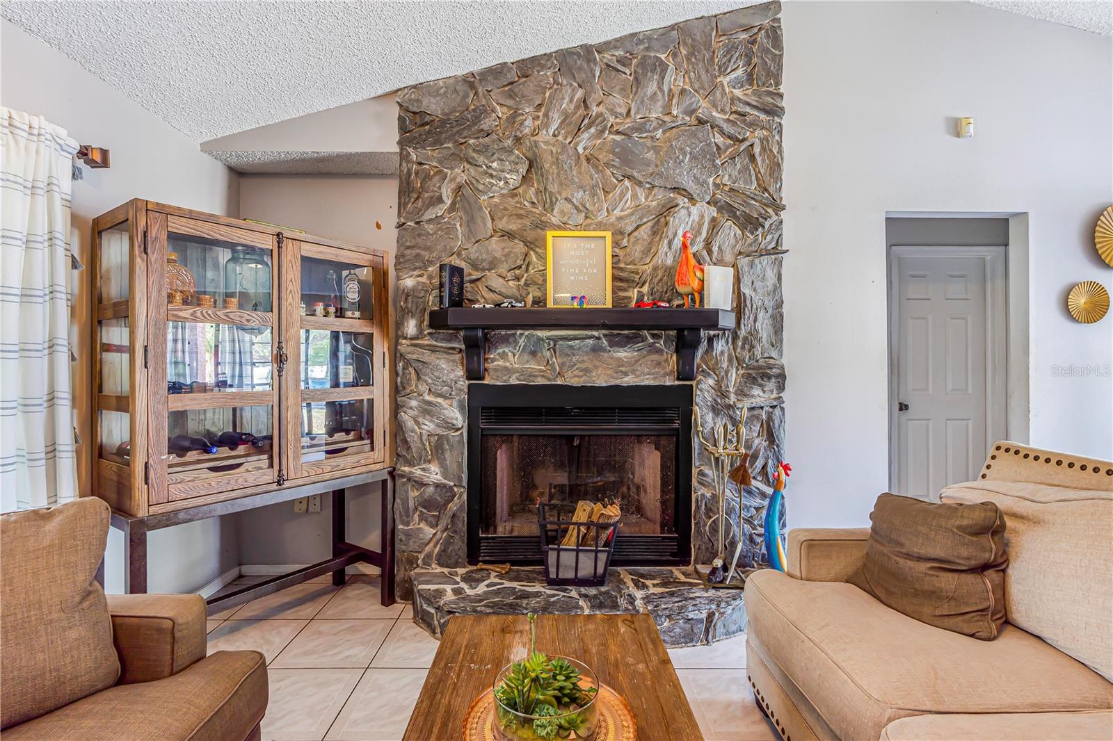 1024 DOCKSIDE DRIVE