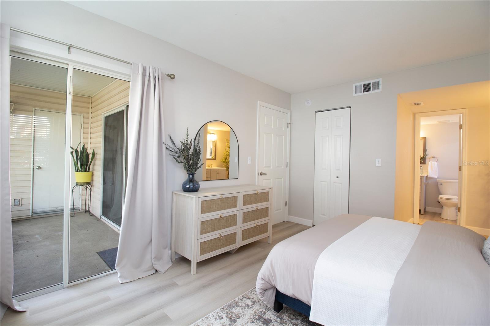 STONES THROW CONDO - Residential