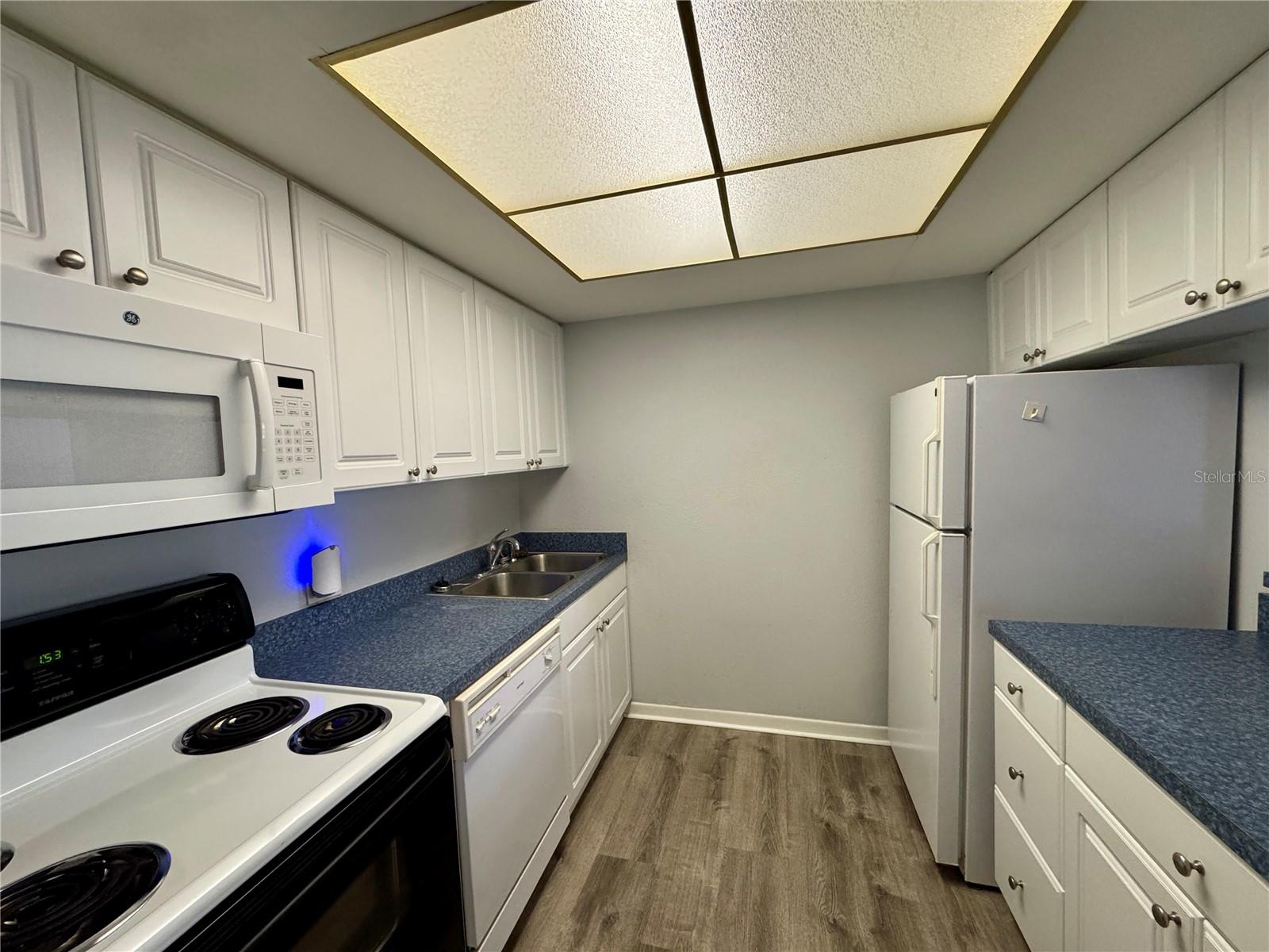 WESTWOOD VILLAS CONDO - Residential