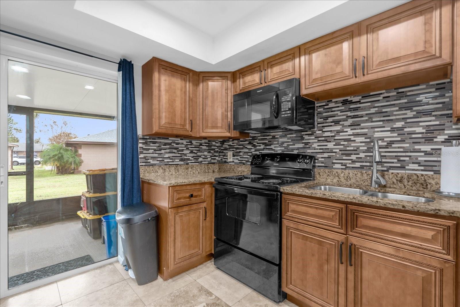 LAS BRISAS VILLAS - Residential