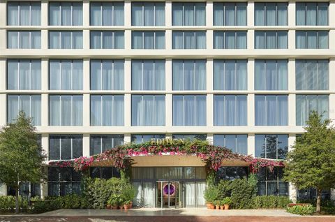 Photo of 1000 Water Street #2301, Tampa, FL 33602 (MLS # TB8480345)